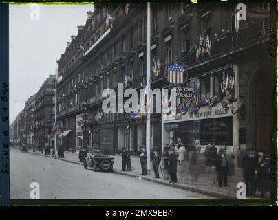 Paris (2. Arr.), France Décorations Avenue de l'Opera, vor den Büros des New York Herald, für den 9. Kongress der American Legion (American Legion) Stockfoto