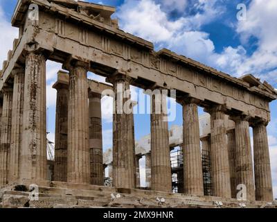 Geweiht der Göttin Athena Parthenos, ist der Parthenon (Athen, Griechenland) einer der wichtigsten dorischen Tempel der Welt Stockfoto