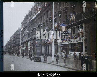 Paris (2. Arr.), France Décorations Avenue de l'Opera, vor den Büros des New York Herald, für den 9. Kongress der American Legion (American Legion) Stockfoto