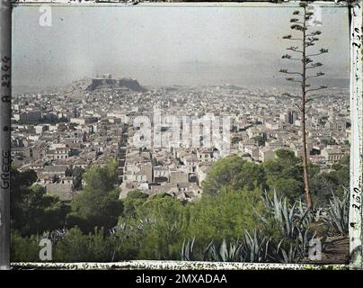 Athen, Griechenland Panorama (auf der Stadt) Richtung Akropolis vom Berg Lycabette (277 m) (auf der rechten Seite, A Aloe), 1913 - Balkan, Italien - Jean Brunhes und Auguste Léon - (September - Oktober 23) Stockfoto