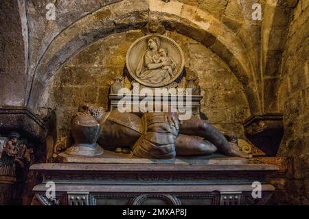 Untere Kirche mit Entombment, der Kathedrale von San Valentino, Werk der Lombard-Schule, Bitonto, Apulien, Bitonto, Apulien, Italien Stockfoto