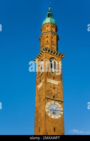 Torre Bissara in der ehemaligen Basilika Palladiana, Piazza dei Signori, herrliches Zentrum mit Palladios Hauptwerk, Vicenza, Veneto Stockfoto