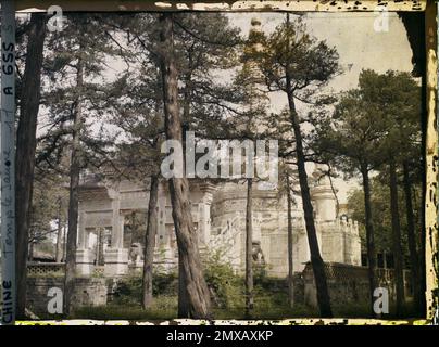 Peking, China Xihuangsi ("gelber Tempel der Oues"), Westachse, im Innenhof der Pagode , 1912 - China - Stéphane Passet Stockfoto