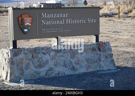 Schild am Eingang zum Manzanar war Relocation Center Stockfoto