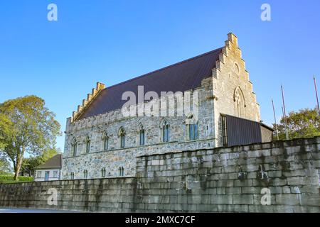 Haakon's Hall ist eine mittelalterliche Steinhalle in der Festung Bergenhus. Es war das größte Gebäude des Königspalastes in Bergen, Norwegen. Stockfoto