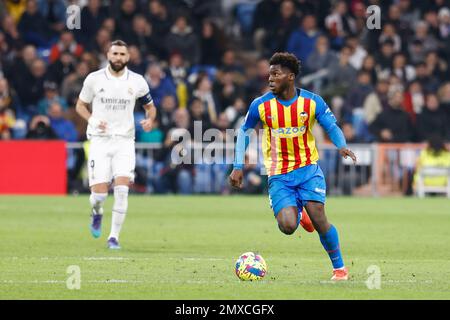 Yunus Musah von Valencia während des Fußballspiels der spanischen Meisterschaft La Liga zwischen Real Madrid und Valencia CF am 2. februar 2023 im Stadion Santiago Bernabeu in Madrid, Spanien – Foto: Oscar J Barroso/DPPI/LiveMedia Stockfoto