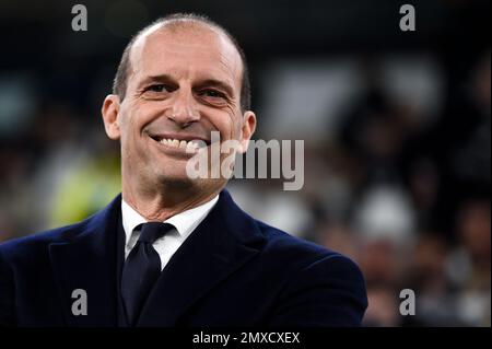 Turin, Italien. 02. Februar 2023 Massimiliano Allegri, Cheftrainer des FC Juventus, lächelt vor dem Fußballspiel Coppa Italia zwischen dem FC Juventus und der SS Lazio. Kredit: Nicolò Campo/Alamy Live News Stockfoto