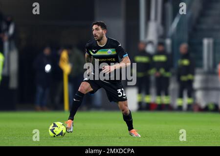 Danilo Cataldi von SS Lazio in Aktion während des Viertelfinalspiels von Coppa Italia zwischen dem FC Juventus und der SS Lazio im Allianz-Stadion am 2. Februar 2023 in Turin, Italien Stockfoto