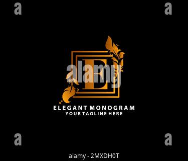 Goldener Anfangsbuchstabe E. Eleganter Designbuchstabe E mit Blumenzweig. Logo „Luxury Gold“-Symbol. Klassisches Alphabet-Konzept mit Blumenverzierung für Monogramm, Stock Vektor