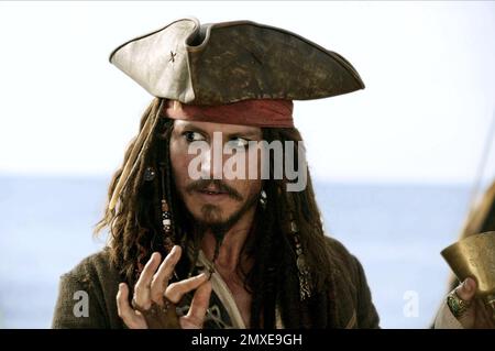 Piraten der karibischen Toten-Brust Johnny Depp als Captain Jack Sparrow Stockfoto