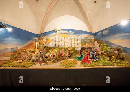 Die Weihnachtskrippe in der Turmkapelle - Stiftskirche in Laufen im Rupertwinkel, Berchtesgadener Land, Bayern, Deutschland Stockfoto