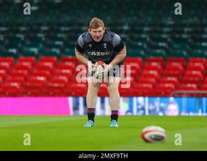 Cardiff, Wales. 03. Februar 2023. Principality Stadium, Cardiff, Wales: 3. Februar 2023; Six Nations International Rugby Wales versus Ireland Captains Run; Rhys Carre of Wales während des Captains Run Credit: Action Plus Sports Images/Alamy Live News Stockfoto