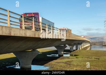 Clackmannanshire Bridge über den Firth of Forth in Schottland, die am 19. November 2008 für den Verkehr geöffnet wurde Stockfoto