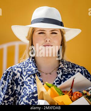 WILLEMSTAD - Prinzessin Amalia während eines Besuchs in der Plantagegend Hofi Mango auf Curacao. Die Kronprinzessin hat eine zweiwöchige Einführung in die Länder Aruba, Curacao und St. Maarten und die Inseln, die die karibischen Niederlande bilden: Bonaire, St. Eustatius und Saba. ANP REMKO DE WAAL netherlands Out - belgien Out Credit: ANP/Alamy Live News Stockfoto