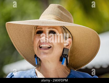 WILLEMSTAD - Königin Maxima bei einem Besuch der Hofi Mango Plantage auf Curacao. Die Kronprinzessin Amalia hat eine zweiwöchige Einführung in die Länder Aruba, Curacao und St. Maarten und die Inseln, die die karibischen Niederlande bilden: Bonaire, St. Eustatius und Saba. ANP REMKO DE WAAL netherlands Out - belgien Out Credit: ANP/Alamy Live News Stockfoto