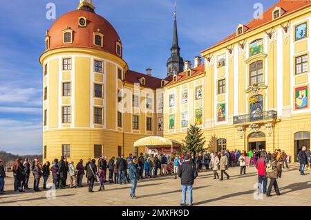 Eindrücke vom Schloss Moritzburg bei Dresden während der Winterausstellung Cinderella am 29. Dezember 2012. Stockfoto