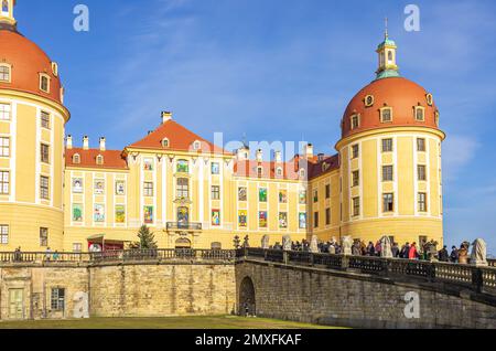 Eindrücke vom Schloss Moritzburg bei Dresden während der Winterausstellung Cinderella am 29. Dezember 2012. Stockfoto