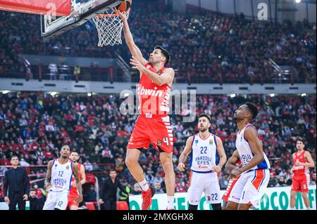 Piräus, Griechenland. 03. Februar 2023. 4 MICHALIS LOUNTZIS von Olympiacos Piraeus während des Euroleague Runde 23, Match zwischen Olympiacos Piraeus und Anadolu Efes im Friedens- und Freundschaftsstadion am 3. Februar 2023 in Athen, Griechenland. Kredit: Live Media Publishing Group/Alamy Live News Stockfoto