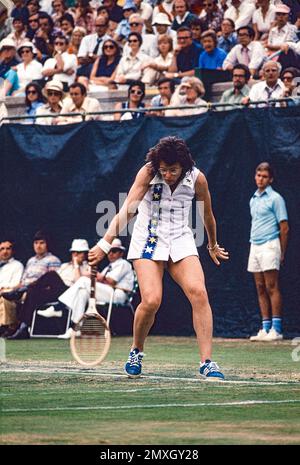 Billy Jean King (USA) nimmt 1975 am US Open Tennis Teil. Stockfoto