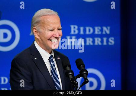 Philadelphia, USA. 03. Februar 2023. Präsident Joe Biden spricht auf der Bühne beim DNC Winter Meeting im Sheraton Philadelphia in Philadelphia, PA, am 3. Februar 2023. (Foto: Bastiaan Slabbers/Sipa USA) Guthaben: SIPA USA/Alamy Live News Stockfoto