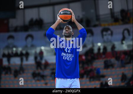 42 BRYANT DUNSTON von Anadolu Efes während des Euroleague, Runde 23, Match zwischen Olympiacos Piraeus und Anadolu Efes im Friedens- und Freundschaftsstadion o Stockfoto