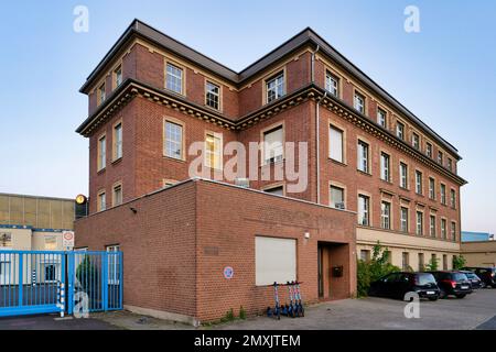 köln, deutschland, Mai 28 2022: Ehemaliges Verwaltungsgebäude von ThyssenKrupp Schulte in Köln Ehrenfeld Stockfoto