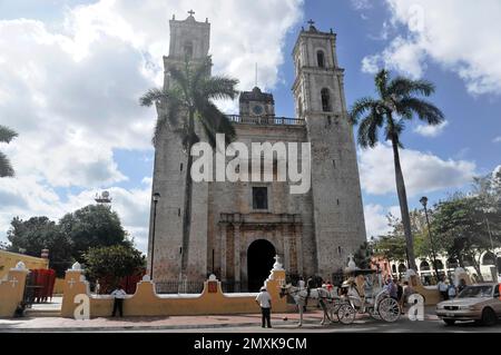 Kathedrale San Idelfonso an der Plaza Mayor, Merida, Yucatan, Mexiko, Mittelamerika Stockfoto