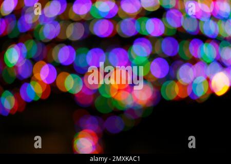 Bokeh-Bälle, farbige Lichter auf einem Baum, Provinz Quebec, Kanada, Nordamerika Stockfoto