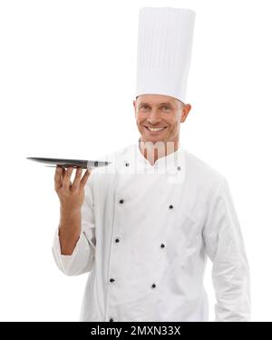 Porträt des Küchenchefs, leeres Tablett und Lächeln, Präsentation des Spezialangebots oder Platzierung von Restaurantprodukten. Fröhliches Café, Koch und Mann in Uniform Stockfoto