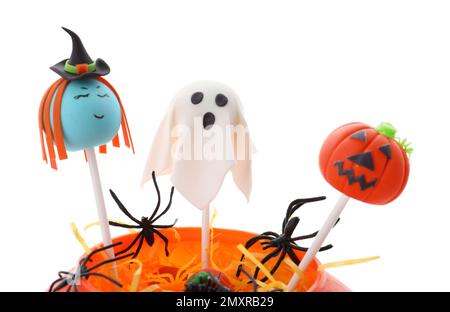 Köstliche Halloween-Torten auf weißem Hintergrund Stockfoto