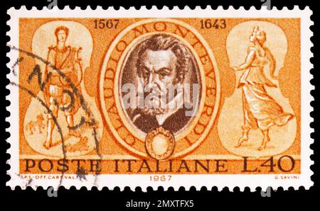 MOSKAU, RUSSLAND - 2. FEBRUAR 2023: In Italien gedruckte Briefmarken zeigen Claudio Monteverdi und den Betreff des Orfeo, ca. 1967 Stockfoto