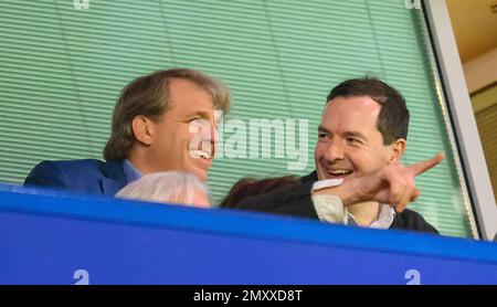 03. Februar 2023 - Chelsea gegen Fulham - Premier League - Besitzer von Stamford Bridge Chelsea Todd Boehly und ehemaliger Politiker George Osborne während des Premier League-Spiels gegen Fulham. Bild : Mark Pain / Alamy Live News Stockfoto