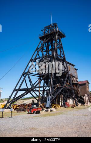 Der Hauptrahmen der Kupfermine namens Waisenkind kann von Touristen im World Museum of Mining in Butte, Montana, erkundet werden. Hier wird Dura gezeigt Stockfoto