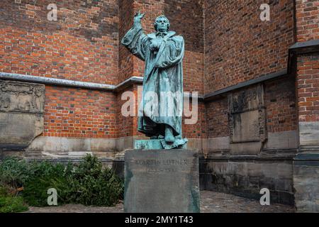 Martin-Luther-Denkmal vor der Marktkirche - Hannover, Niedersachsen, Deutschland Stockfoto