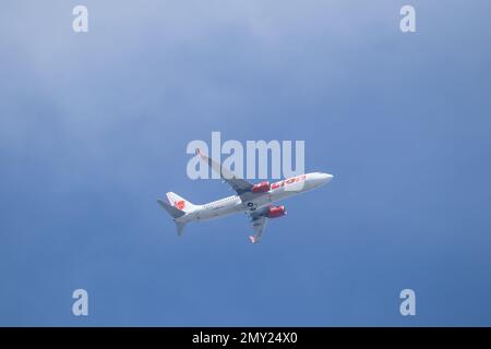 Chiangmai, Thailand - November 30 2022: HS-LUV Boeing 737-800 der Thai Lionair Airline. Fahren Sie vom Flughafen Chiangmai nach Bangkok. Stockfoto