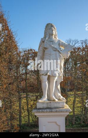 Georg Ludwig Prinz-Wähler von Hannover (zukünftiger König George I von Großbritannien) Statue in den Herrenhausen-Gärten - Hannover, Deutschland Stockfoto