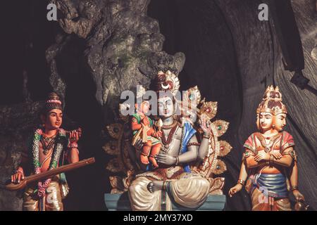 Farbenfrohe Heilige in den Batu-Höhlen, Kuala Lumpur, Malaysia Stockfoto