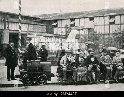Die erste elektrische Eisenbahn, gebaut von Werner Siemens, Berlin, 1879 Stockfoto