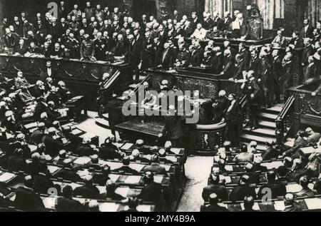 Rede des deutschen Bundeskanzlers Theobald von Bethmann-Hollweg vor dem Reichstag, 4. August 1914 Stockfoto