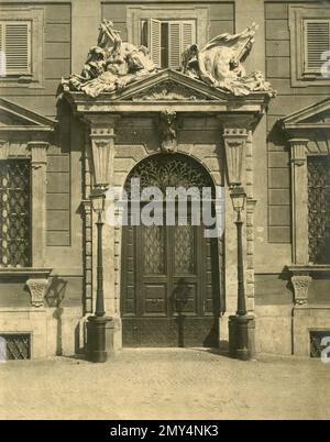 Die Tür zum Palazzo della Consulta, Rom, Italien 1930er Stockfoto