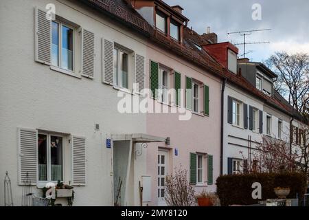 München, Deutschland. 04. Februar 2023. Wohnimmobilien gesehen am 4. Februar 2023 in München, Deutschland. (Foto: Alexander Pohl/Sipa USA) Guthaben: SIPA USA/Alamy Live News Stockfoto