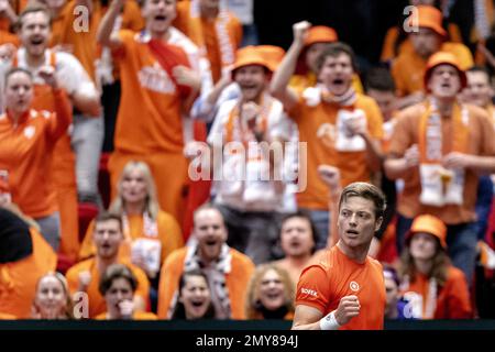 GRONINGEN – Tim van Rijthoven (Niederlande) in der Qualifikationsrunde für das Davis Cup Finale gegen Alex Molcan (Slowakei). Der Gewinner qualifiziert sich für die Gruppenphase der Davis Cup Finals im September. AP-SCHLEIFGERÄT KING Stockfoto