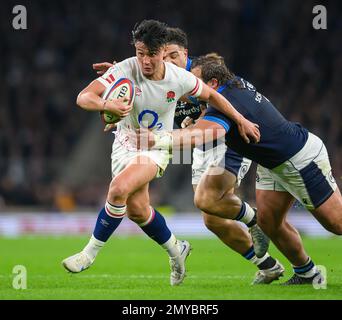 04. Januar 2023 - England gegen Schottland - Guinness Six Nations - Twickenham Stadium Englands Marcus Smith während des Spiels der sechs Nationen gegen Schottland. Bild : Mark Pain / Alamy Live News Stockfoto