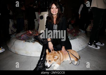 Jean Bork bei der Anja Gockel Fashion Show „Seven Senses“ auf der Berliner Fashion Week Herbst/Winter 2023 im Hotel Adlon Kempinski. Berlin, 18.01.2023 Stockfoto