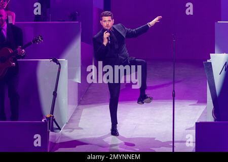 Mailand, Italien. 05. Februar 2023. Michael Bublé trat live im Konzert des Mediolanum Forum in Mailand auf (Foto: Mairo Cinquetti/SOPA Images/Sipa USA). Kredit: SIPA USA/Alamy Live News Stockfoto