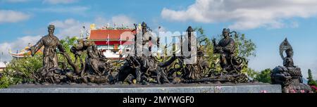 Pattaya, Thailand - 04. Februar 2023: Chinesischer Tempel und Museum von Anek Kusala Sala Viharn Sien. Statuen chinesischer Shaolin-Mönche, die verschiedene ma darstellen Stockfoto