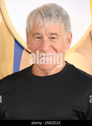 BEVERLY HILLS, KALIFORNIEN - 04. FEBRUAR: Stephen Schwartz besucht das 2023 Gold Meets Golden 10. Anniversary Year Event in Virginia Robinson Gardens Stockfoto