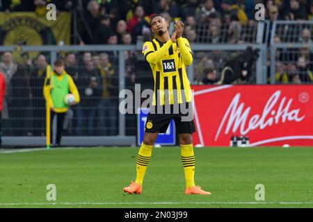 Sebastien HALLER (DO) dankt den Zuschauern für seine Ersetzung, Fußball 1. Bundesliga, 19. Spieltag, Borussia Dortmund (DO) - FC Freiburg (FR) 5: 1, am 4. Februar 2023 in Dortmund/Deutschland. Stockfoto