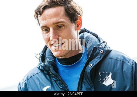 Bochum, Deutschland. 04. Februar 2023. firo : 04.02.2023, Fußball, 1. Liga, 1. Bundesliga, Staffel 2022/2023, VfL Bochum - TSG 1899 Hoffenheim Sebastian Rudy (TSG 1899 Hoffenheim) Portrait, Laugh, Laugh, Credit: dpa/Alamy Live News Stockfoto