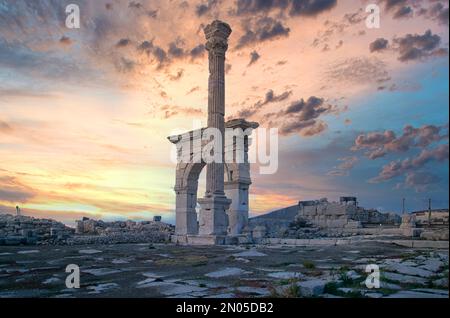 Die antike Stätte Sagalassos, eingebettet in das Taurusgebirge, gehört zu den am besten erhaltenen antiken Städten des Landes. Stockfoto